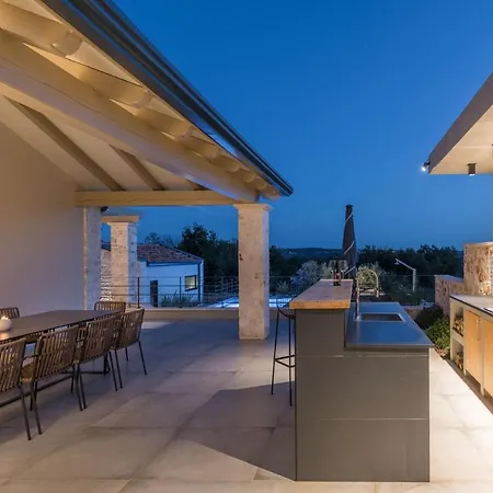 Deluxe Villa *