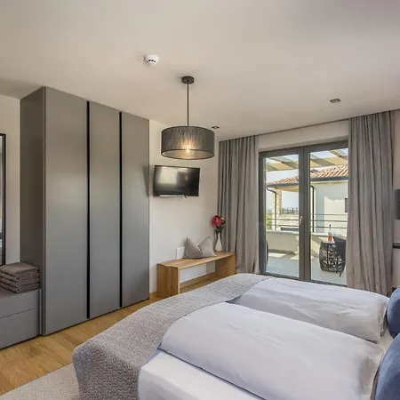 Deluxe Villa Frata