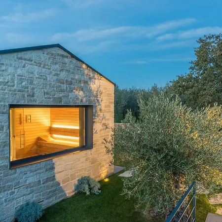 Deluxe Villa *