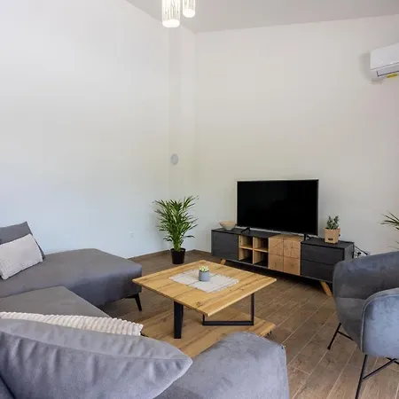 Deluxe Villa Trget
